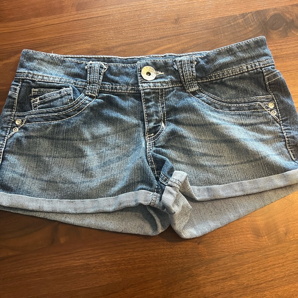 Jolt Jean shorts size 7